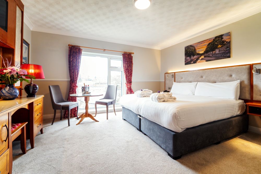Clew Bay Hotel, Westport