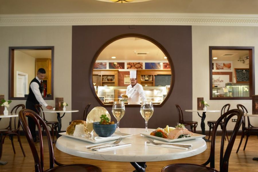 Galway Bay Hotel, Galway