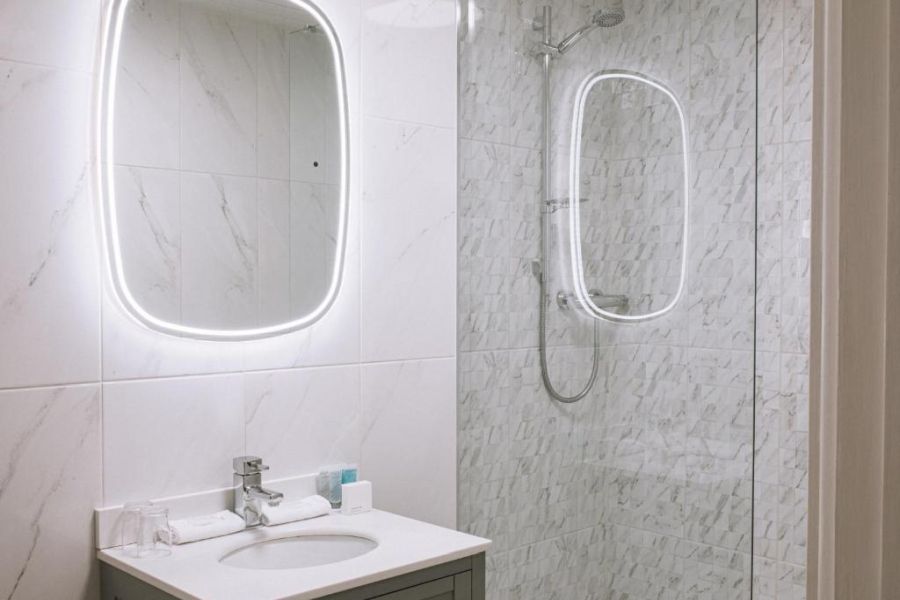 Kee`s Hotel - Stranorlar