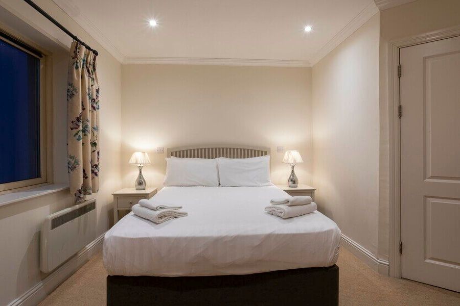 Schull Harbour Hotel - Schull