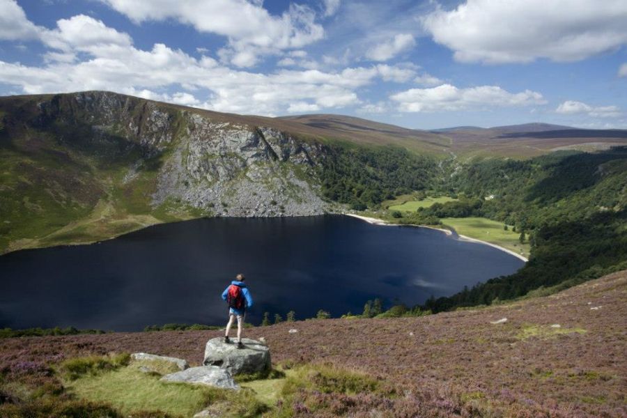 Wicklow Lough Tay autorondreis Ierland hotels