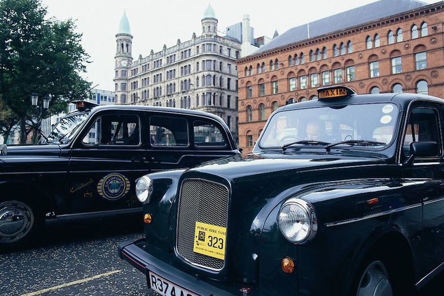 Belfast Black Cab Antrim Coast & Belfast