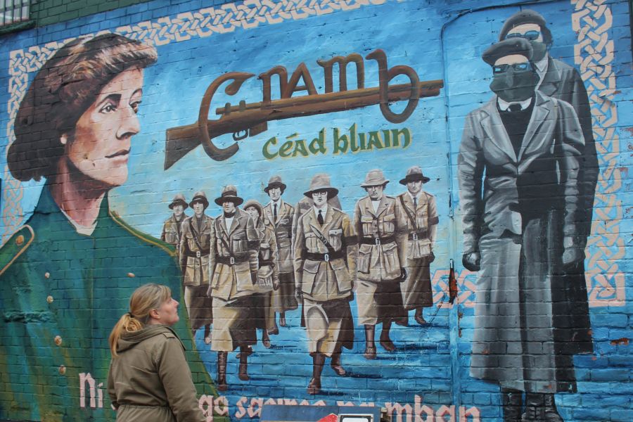 Belfast Murals Antrim Coast & Belfast