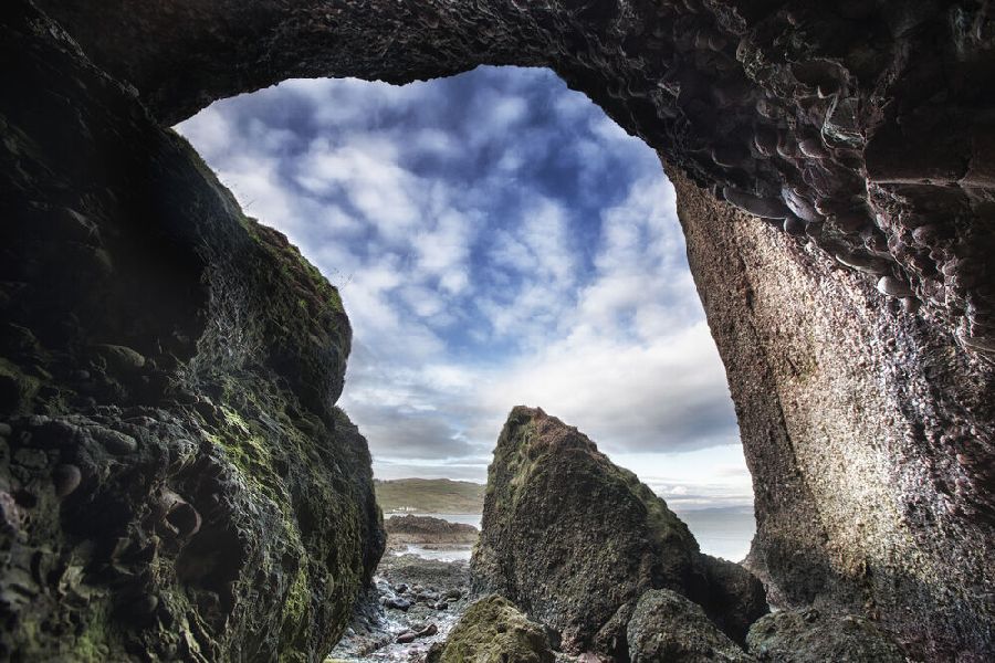 Cushendun Caves - A Cove In The Stormlands autorondreis Ierland Game of Thrones