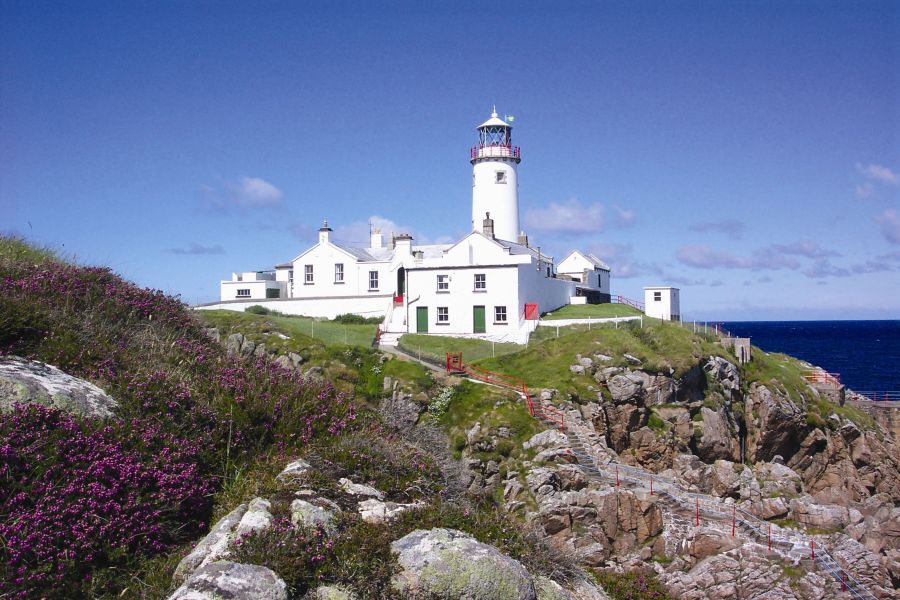 Fanad Lighthouse Ierland autorondreis met eigen auto en ferry