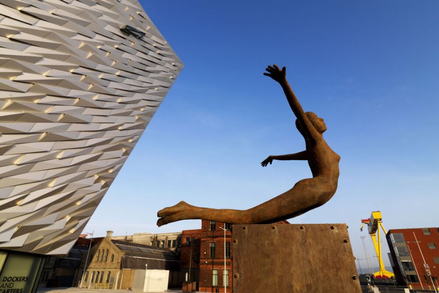 Titanic Building Belfast Ierland autorondreis met eigen auto en ferry