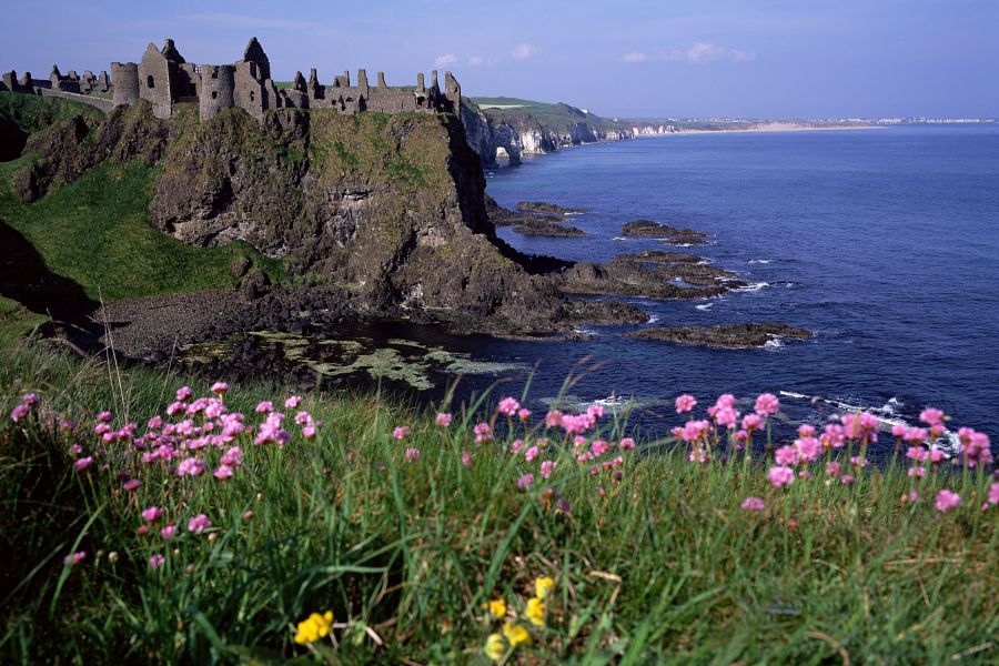 Dunluce Castle autorondreis Ierland Inns
