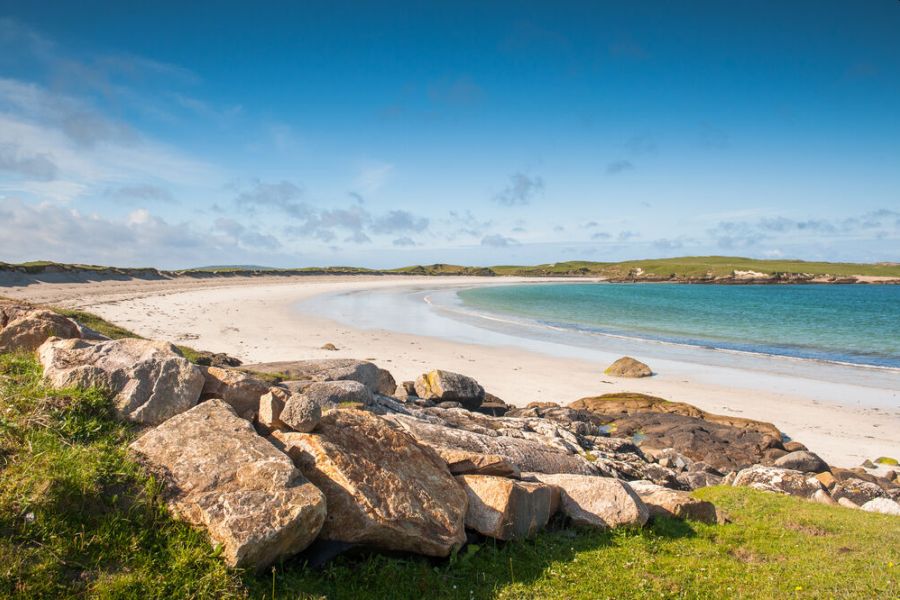 Connemara strand autorondreis Ierland vakantiewoningen