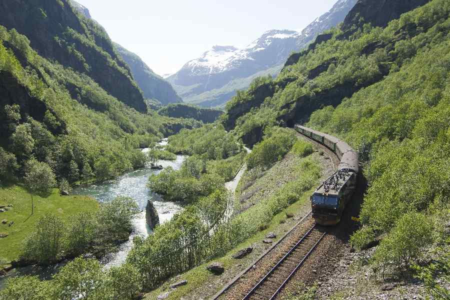 Vakantie 10-Daagse unieke combinatiereis IJsland & Noorwegen in Diversen (IJsland, IJsland)