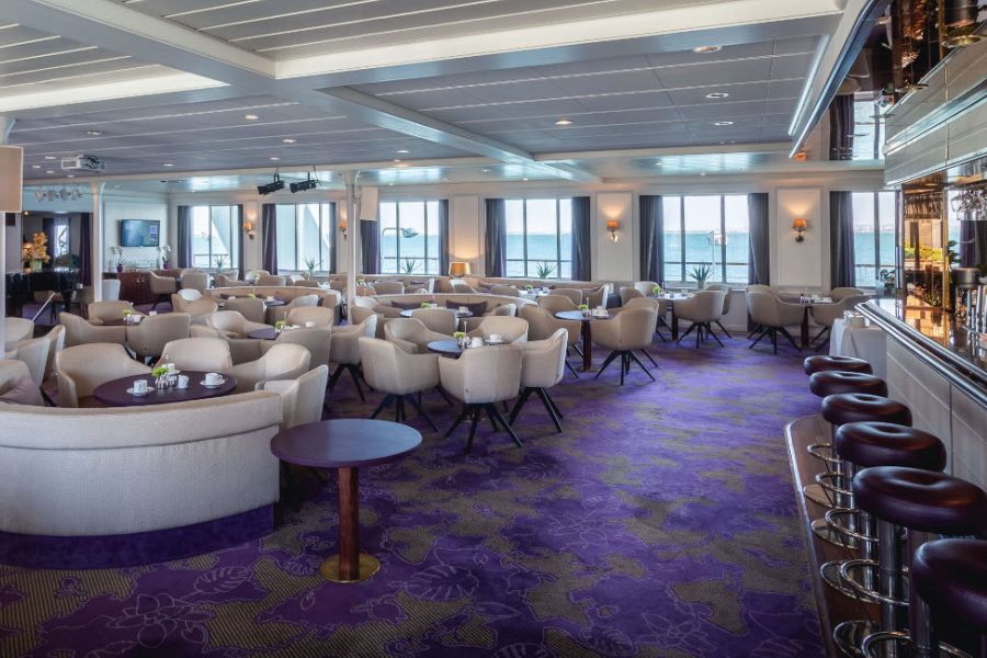 Rondom IJsland per expeditie cruiseschip