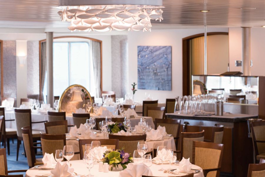 Rondom IJsland per expeditie cruiseschip