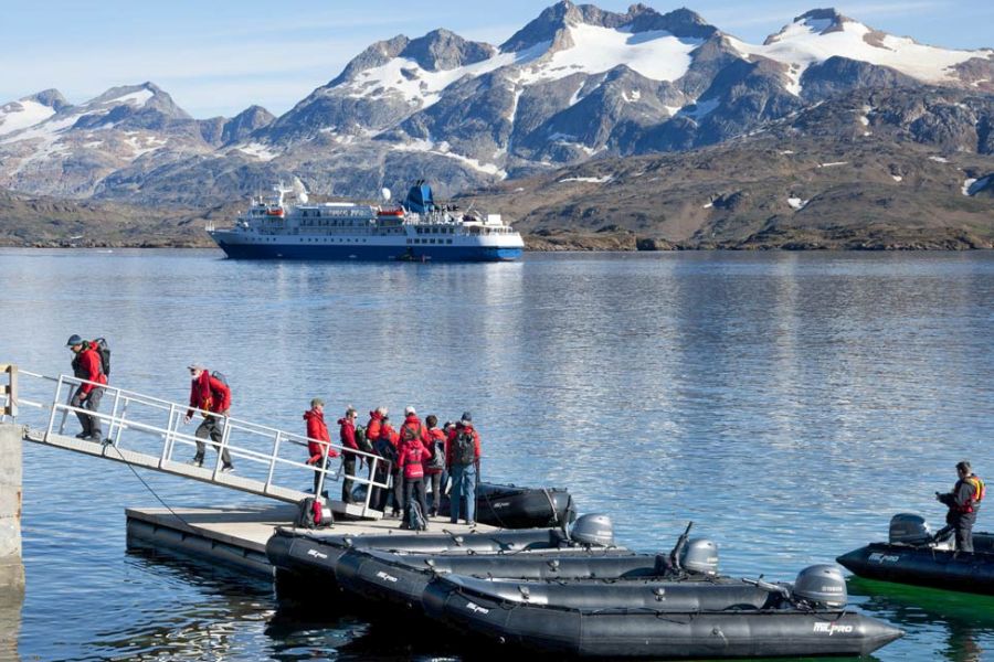 Rondom IJsland per expeditie cruiseschip
