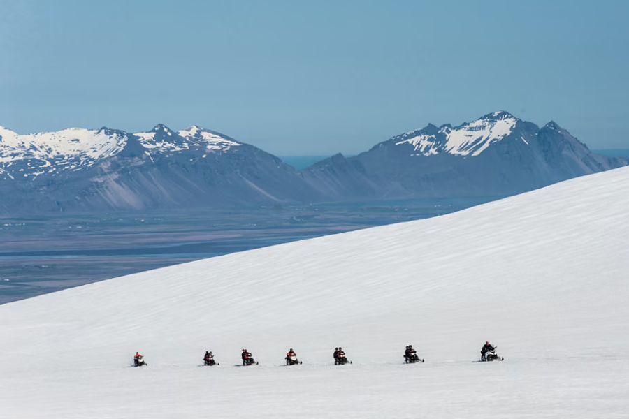 Sneeuwscootertocht Vatnajokull Gletsjer