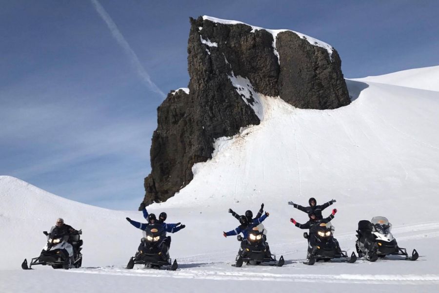 Sneeuwscootertocht Vatnajokull Gletsjer