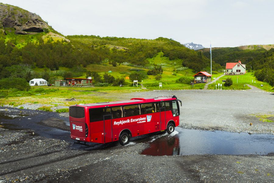 4x4 Highland bus Thorsmork