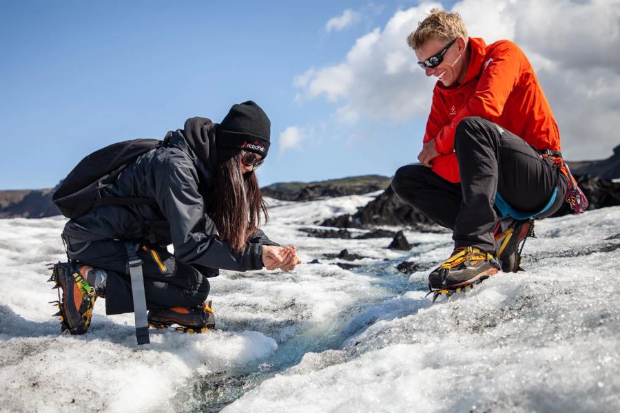 Gletsjerwandeling Solheimajokull IJsland