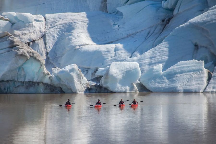 Kajakken Solheimajokull gletsjer IJsland
