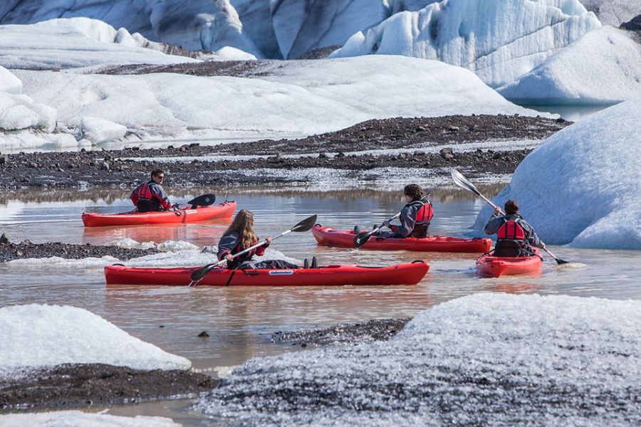 Kajakken Solheimajokull gletsjer IJsland
