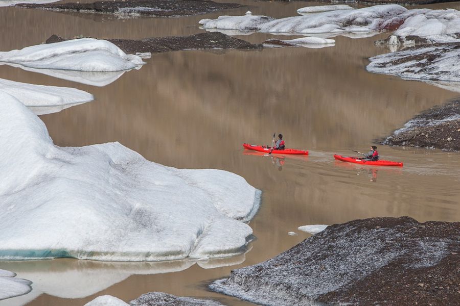 Kajakken Solheimajokull gletsjer IJsland