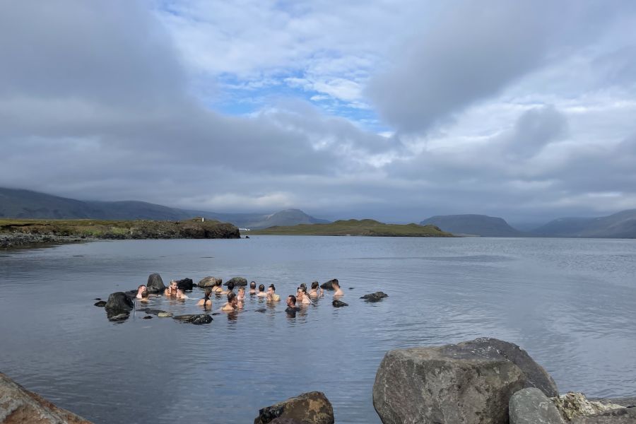 Hvammsvik Hot Springs - Mosfellsbaer