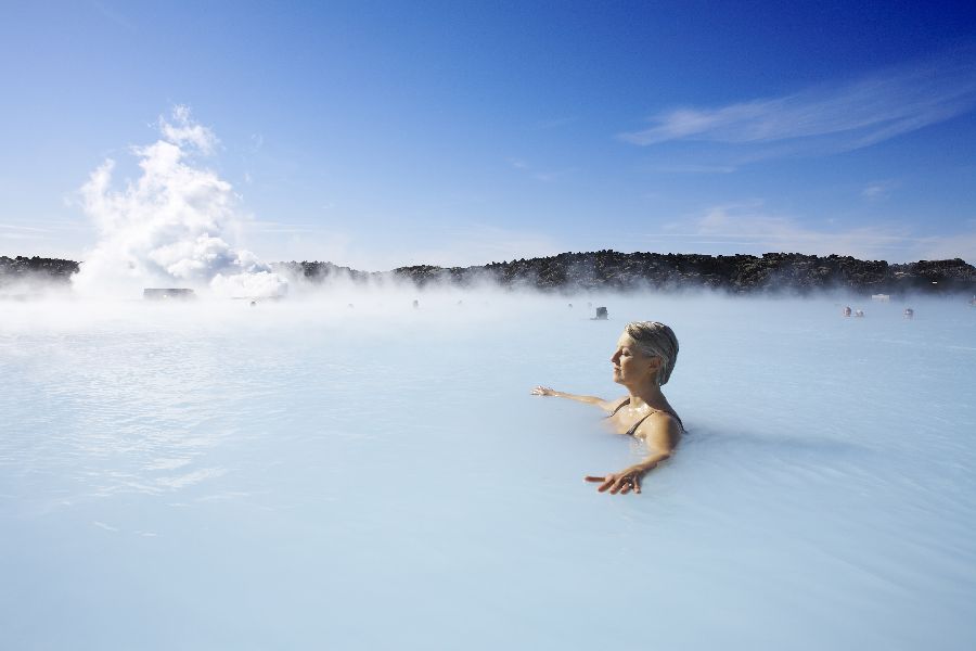 Blue Lagoon, heerlijk ontspannen in warm natuurbad