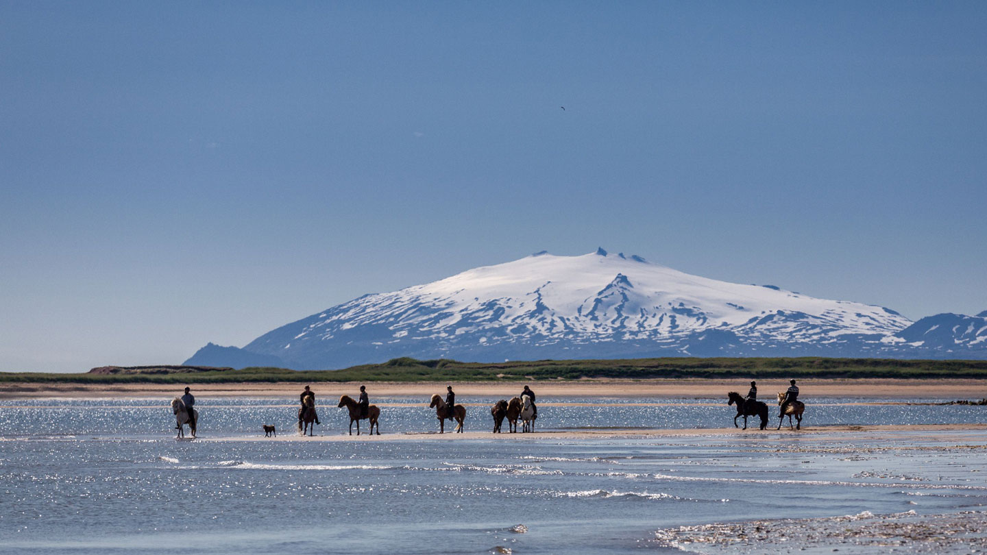 Adventure Hotel Hellissandur afbeelding