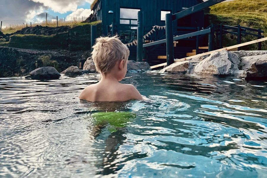 Hraunsnef Sveitahotel, Bifröst