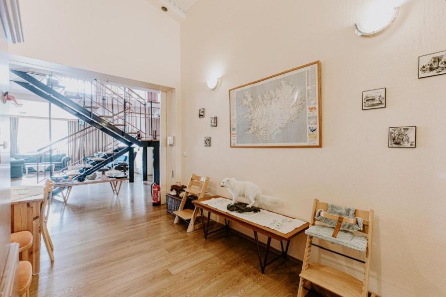 Narfastadir Guesthouse, Laugar