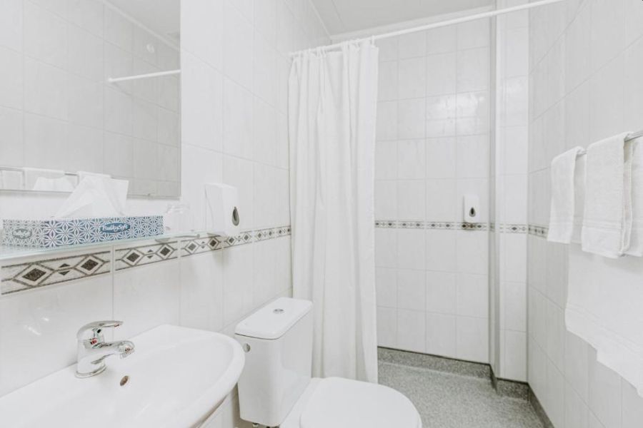 Narfastadir Guesthouse, Laugar