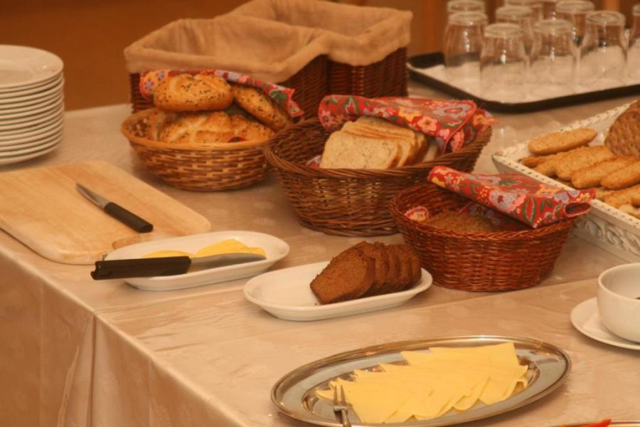 Narfastadir Guesthouse, Laugar
