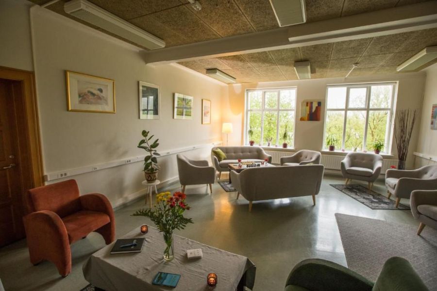 Hotel Laugar, Laugar