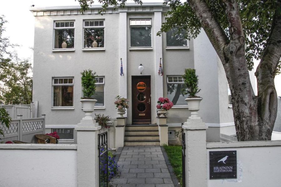 BG 4 Guesthouse - Akureyri