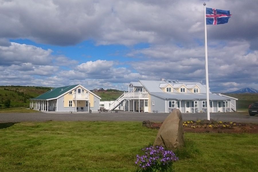 Hotel Laekur, Hella