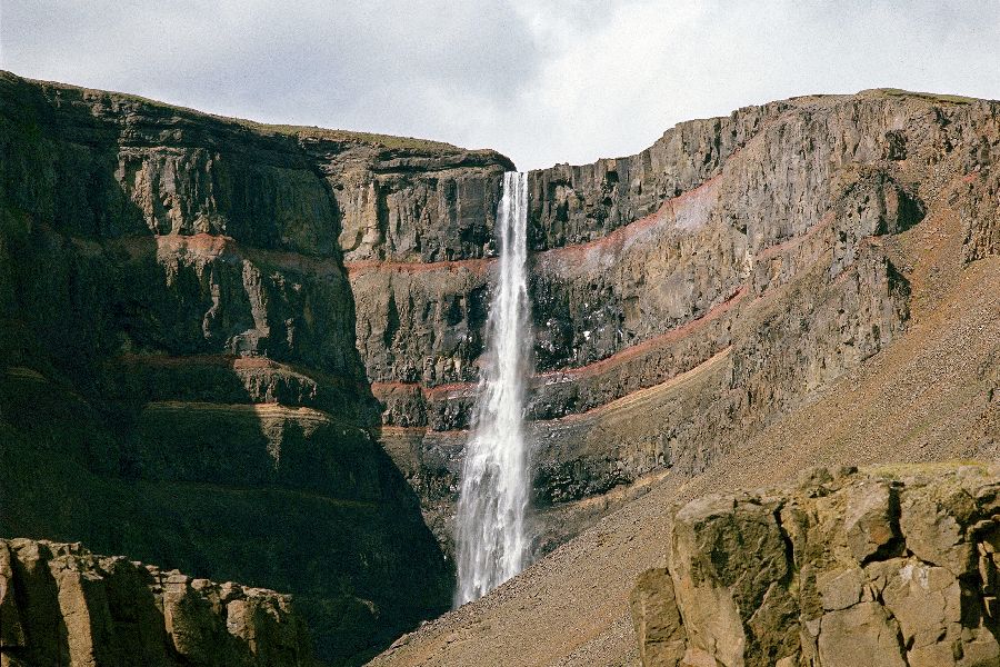 Hengifoss waterval