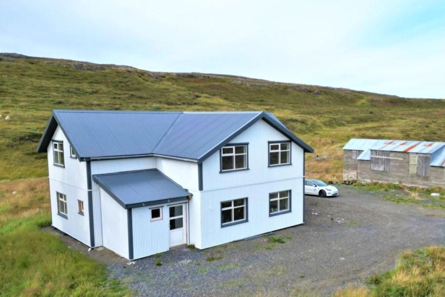 Lindarholl Guesthouse - Egilsstadir