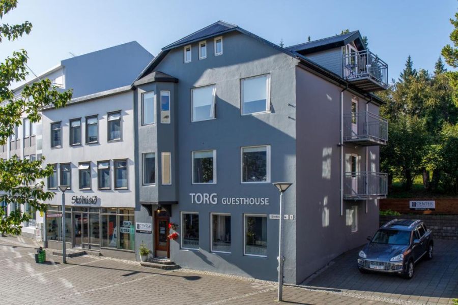 Torg Guesthouse & Apartments - Akureyri