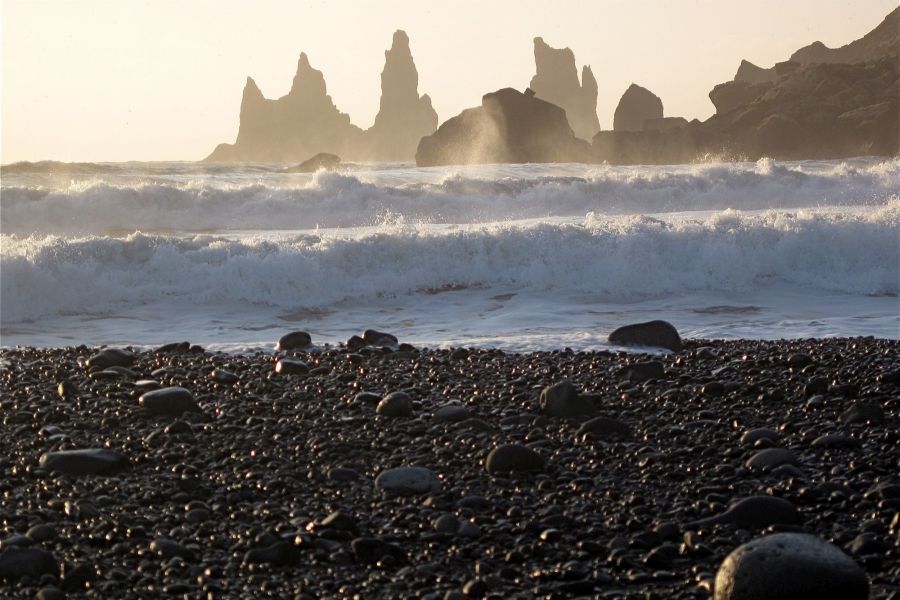 Vik Reynisdrangar Autorondreis IJsland