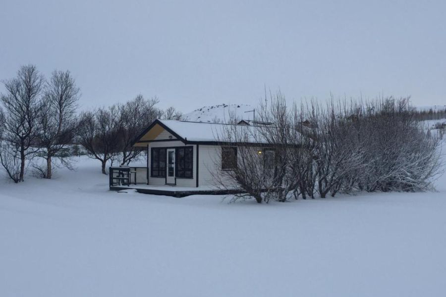 Bakkaflöt, Varmahlid