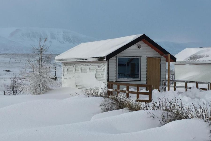 Bakkaflöt, Varmahlid