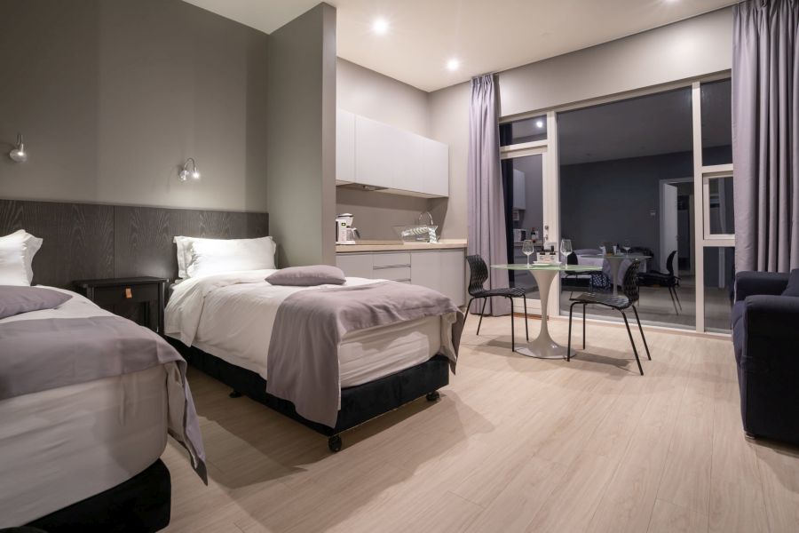 Black Beach Suites, Vik