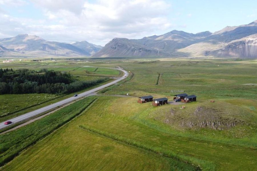 Aurora Cabins, Höfn