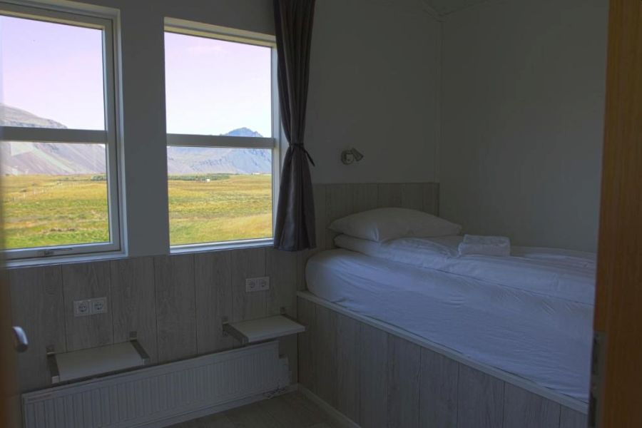 Aurora Cabins, Höfn