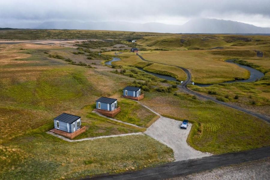 Afternoon Cottages, Hella/Hekla