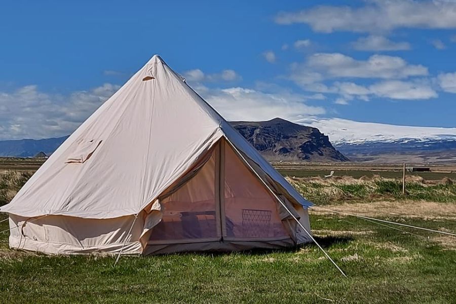 Farmhouse Glamping Tents - Vik