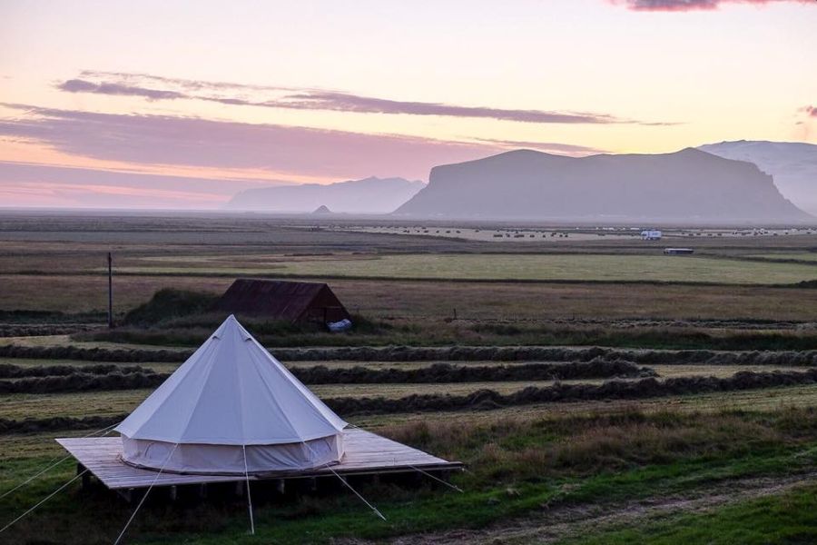 Farmhouse Glamping Tents - Vik