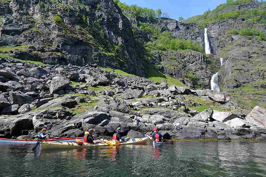 Kajakken Aurlandsfjord, Flåm