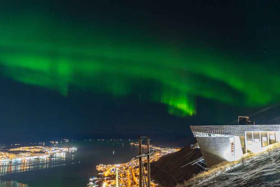 Uitzicht op Tromsø by night