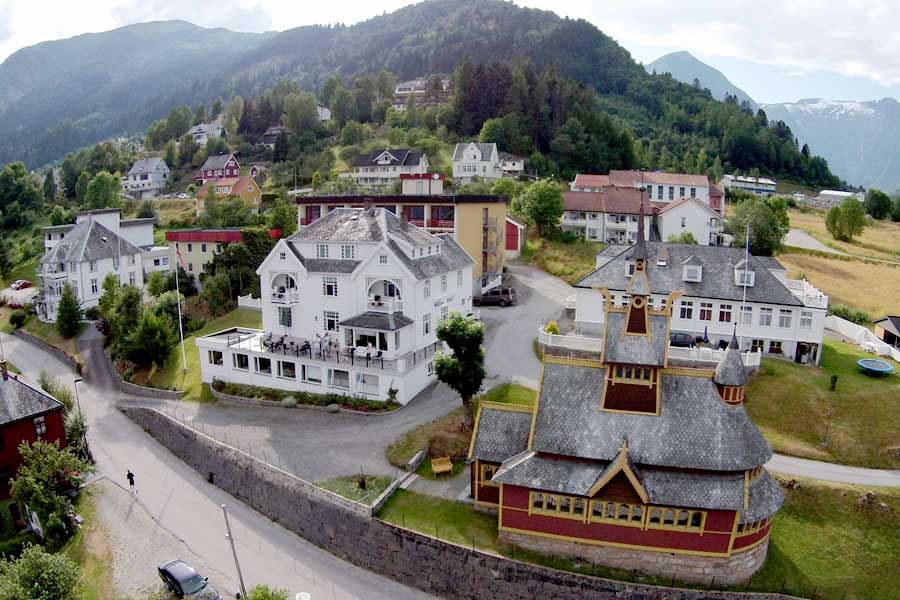 Midtnes Hotel, Balestrand