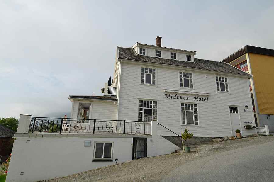 Midtnes Hotel, Balestrand