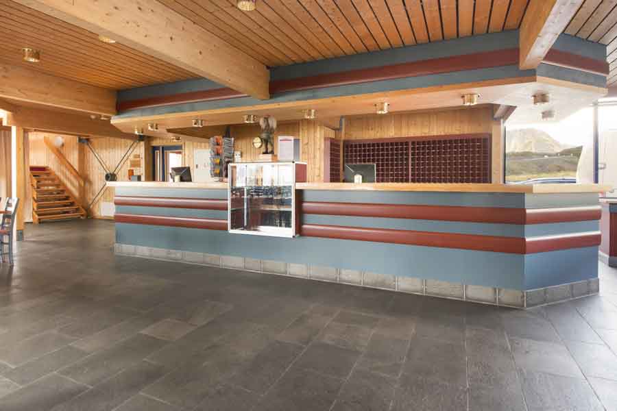 receptie van scandic nordkapp in honningsvag in noorwegen